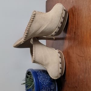 GoMax platform heels booties